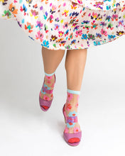 Load image into Gallery viewer, Ribbon Roses Sheer Ankle Sock