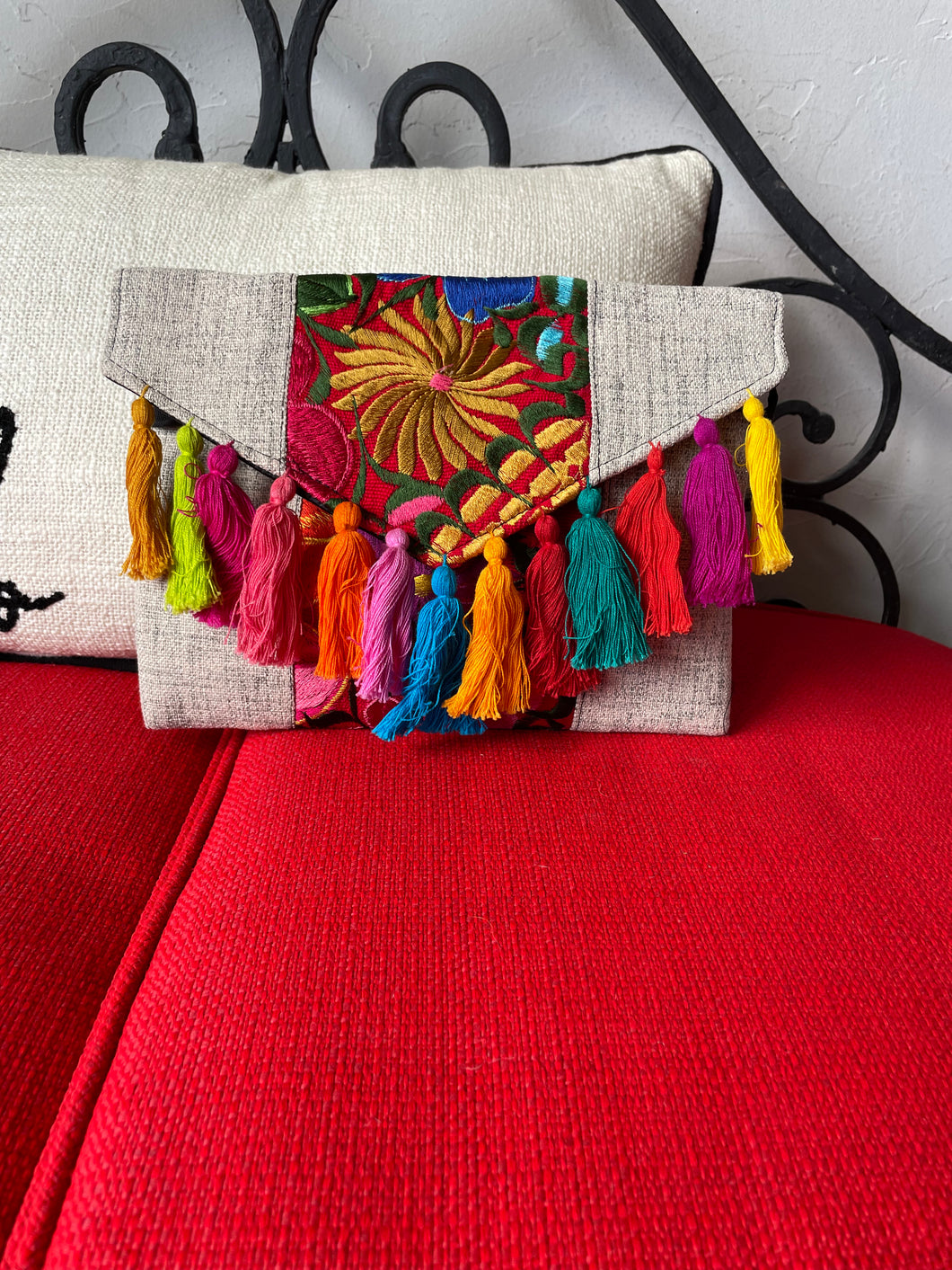 Oaxaca Tassle Clutch