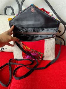 Oaxaca Tassle Clutch