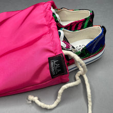 Load image into Gallery viewer, La Playa Slip Ons