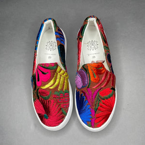 La Playa Slip Ons